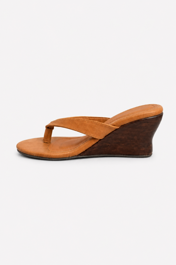 Wedge Sandal Camel Wood