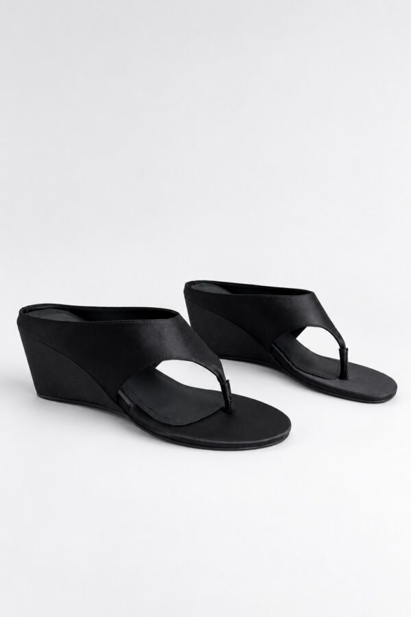 Wedge Louise